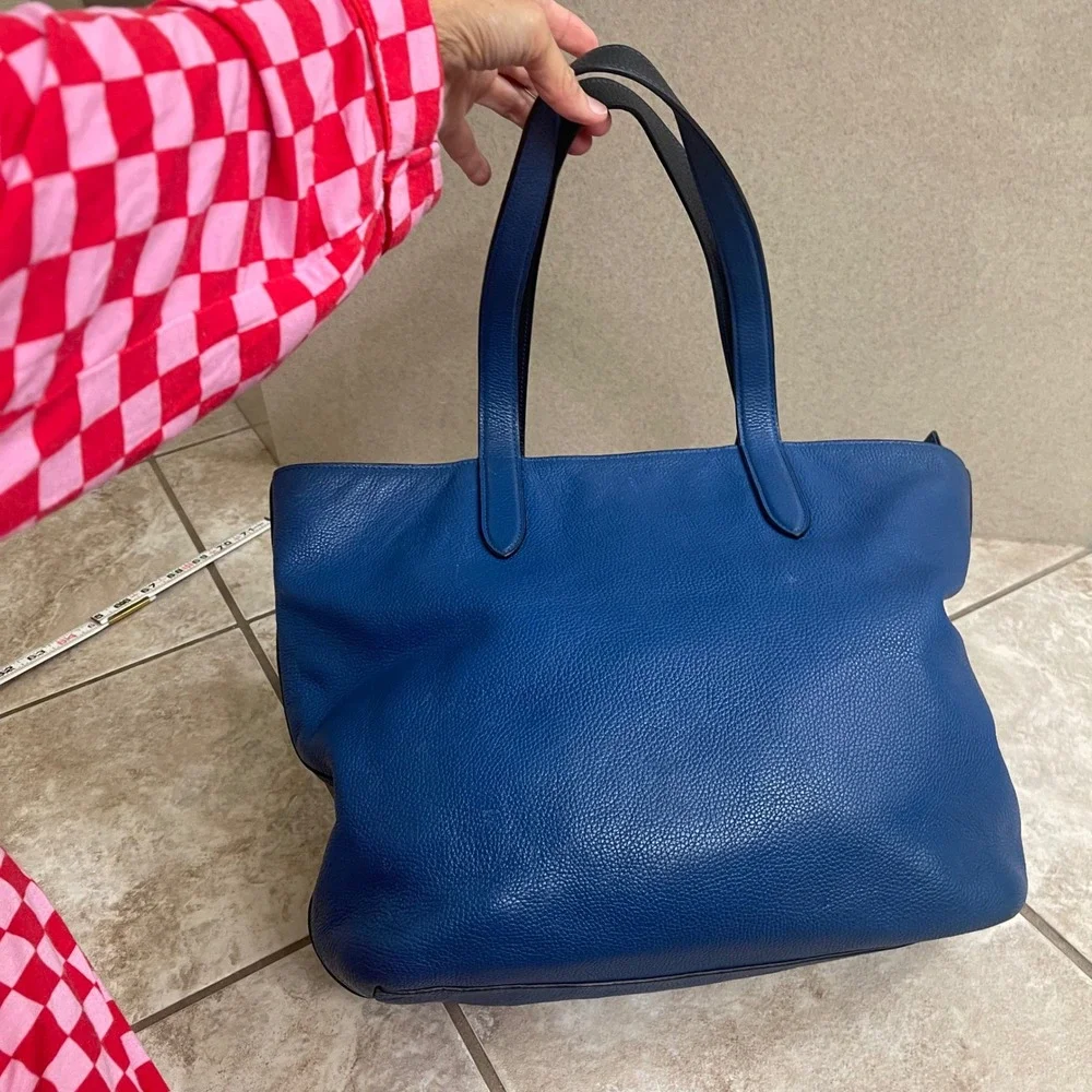 Coach Cobalt Blue Pebbled Leather Tote Bag Large Shoulder Bag  no hang tag